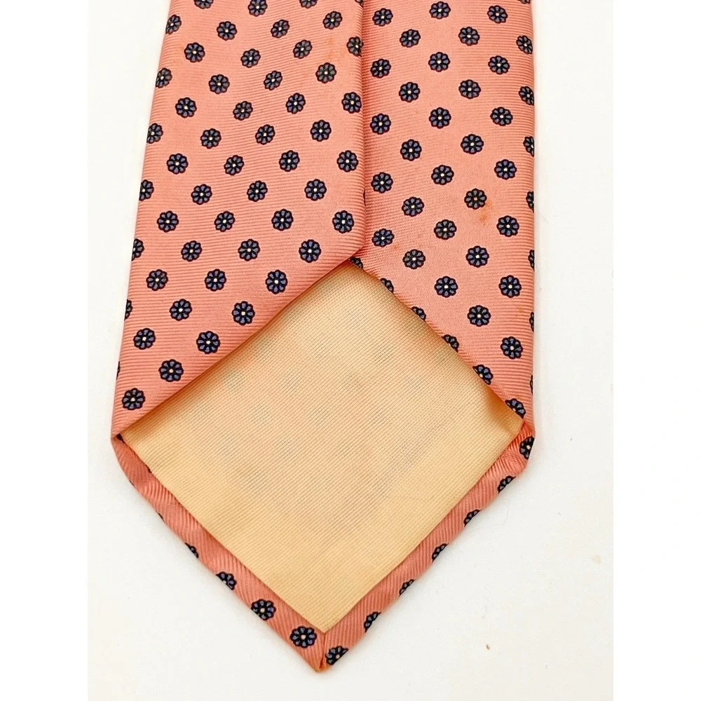 Vintage 100% Silk Pink Floral Men's Neck Tie Robert Stewart 2.75